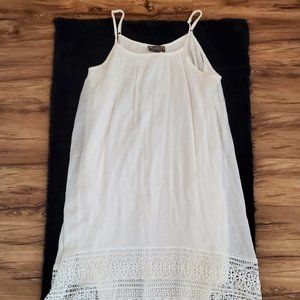 J Gee Women's Size XL Elegant White Crochet Bottom Boho Beach Sundress